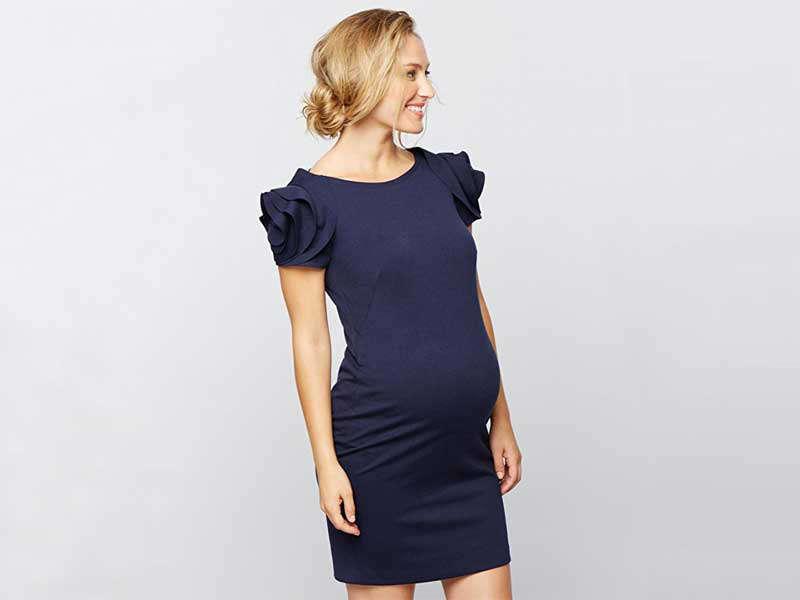 The Best Maternity Dresses For Formal Fêtes