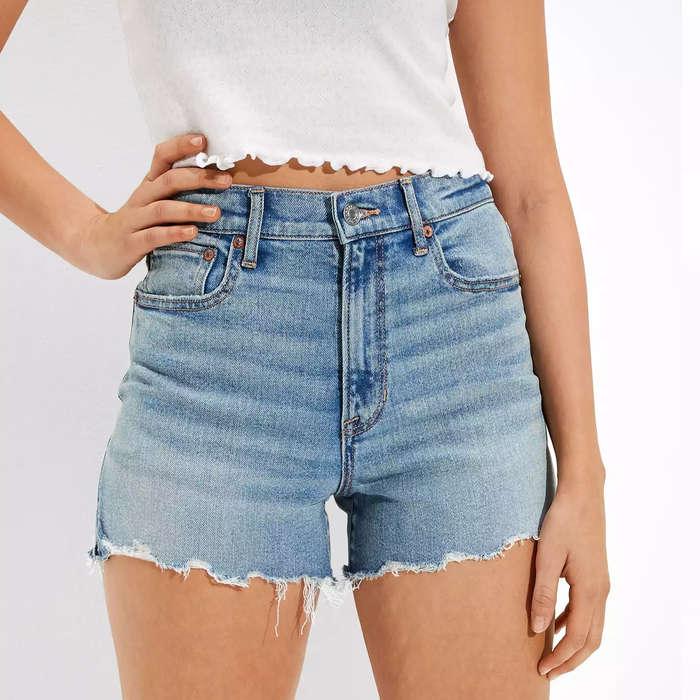 American Eagle Stretch Denim '90s Boyfriend Short