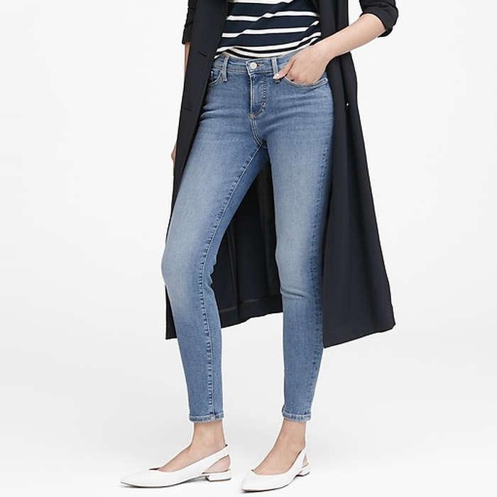 Banana Republic Petite Mid-Rise Skinny Ankle Jean