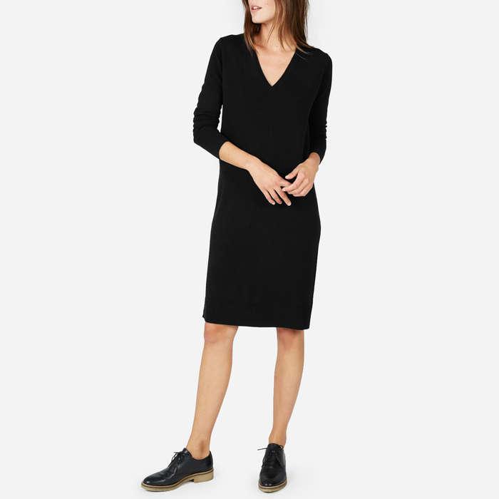 Everlane The Cahsmere V-Neck Midi Dress