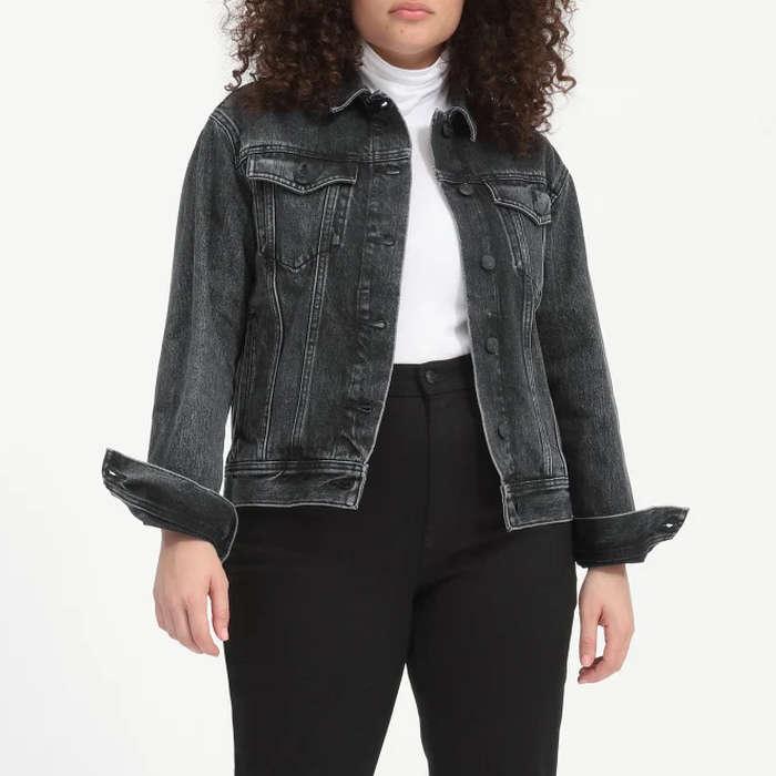 Everlane The Denim Jacket In Washed Black