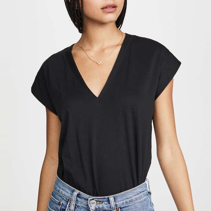 Frame Le Mid Rise V-Neck Tee