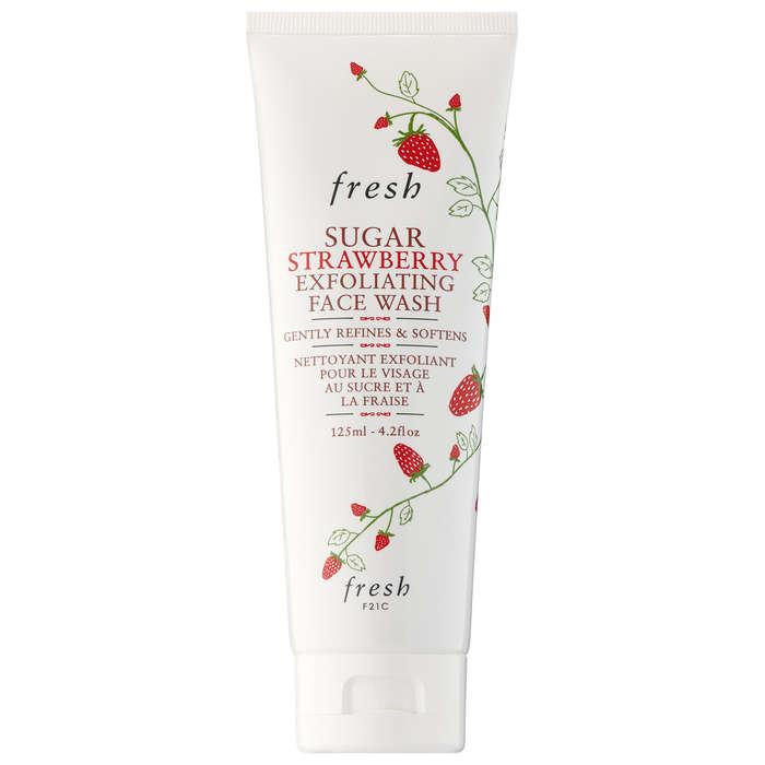 Fresh Sugar Strawberry Exfoliating Face Wash