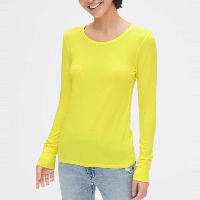 Gap Featherweight Long Sleeve Crewneck T-Shirt