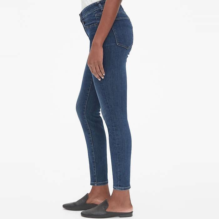 Gap Mid Rise Curvy True Skinny Jeans