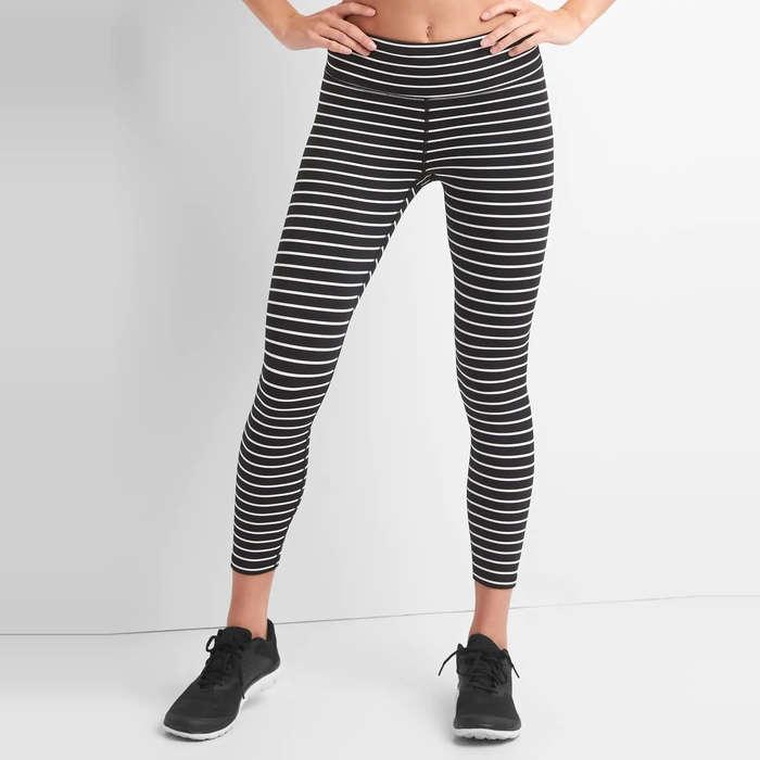 GapFit Blackout Stripe 7/8 Leggings