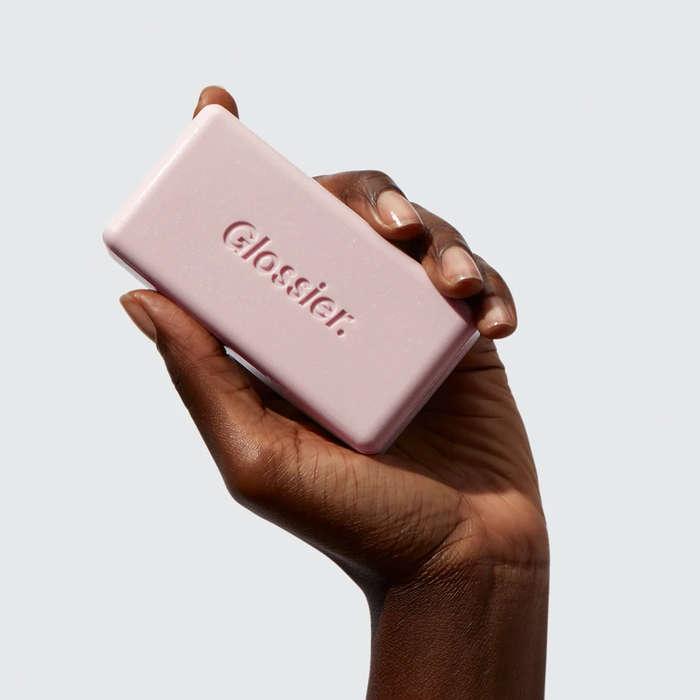 Glossier Body Hero Exfoliating Bar