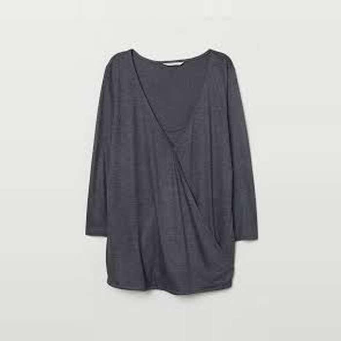 H&M MAMA Nursing Top