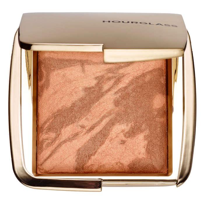 Hourglass Ambient Lighting Bronzer In Radiant Bronze Light