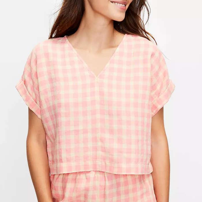 Lou & Grey Gingham Linen V-Neck Top