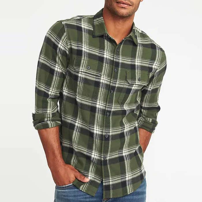 Old Navy Built-In Flex Plaid Flannel Shirt