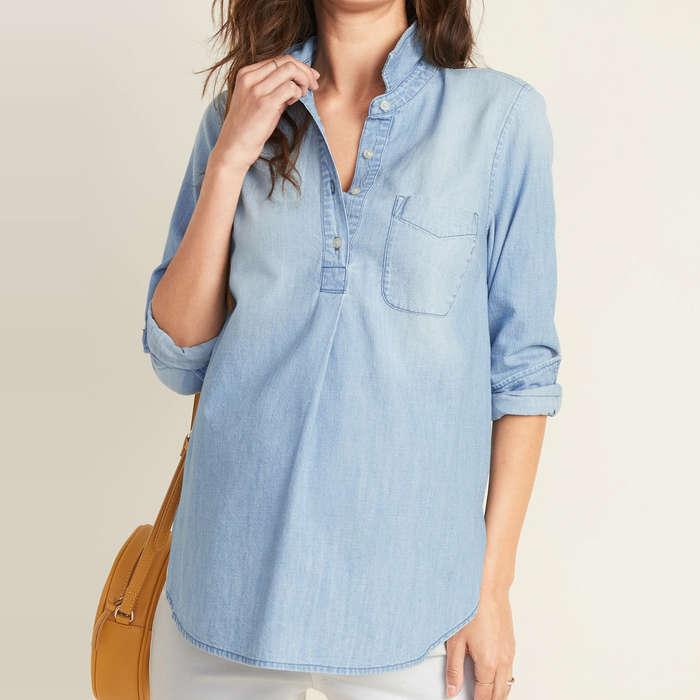 Old Navy Maternity Chambray Popover Shirt